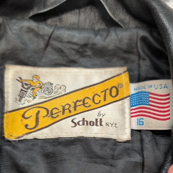 Schott NYC Perfecto Leather Motorcycle Jacket 16 Black Belted USA Made Vintage - Picture 2 of 12